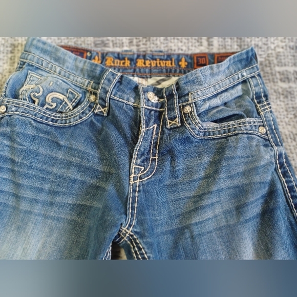 Rock Revival Men's Jeans Antonio Boot Cut Style American Classic Distressed - Picture 2 of 12